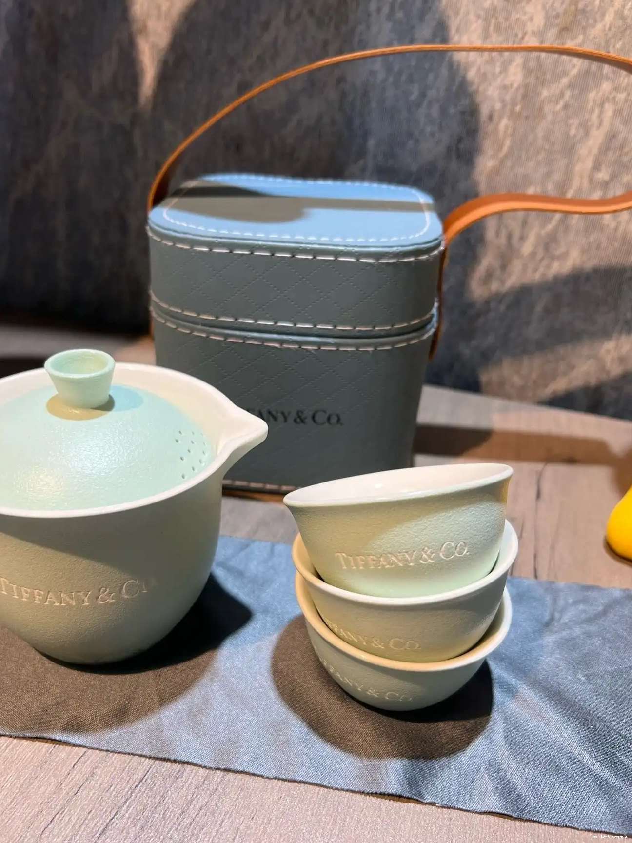 SET TIFFANY TEA CUP 0614